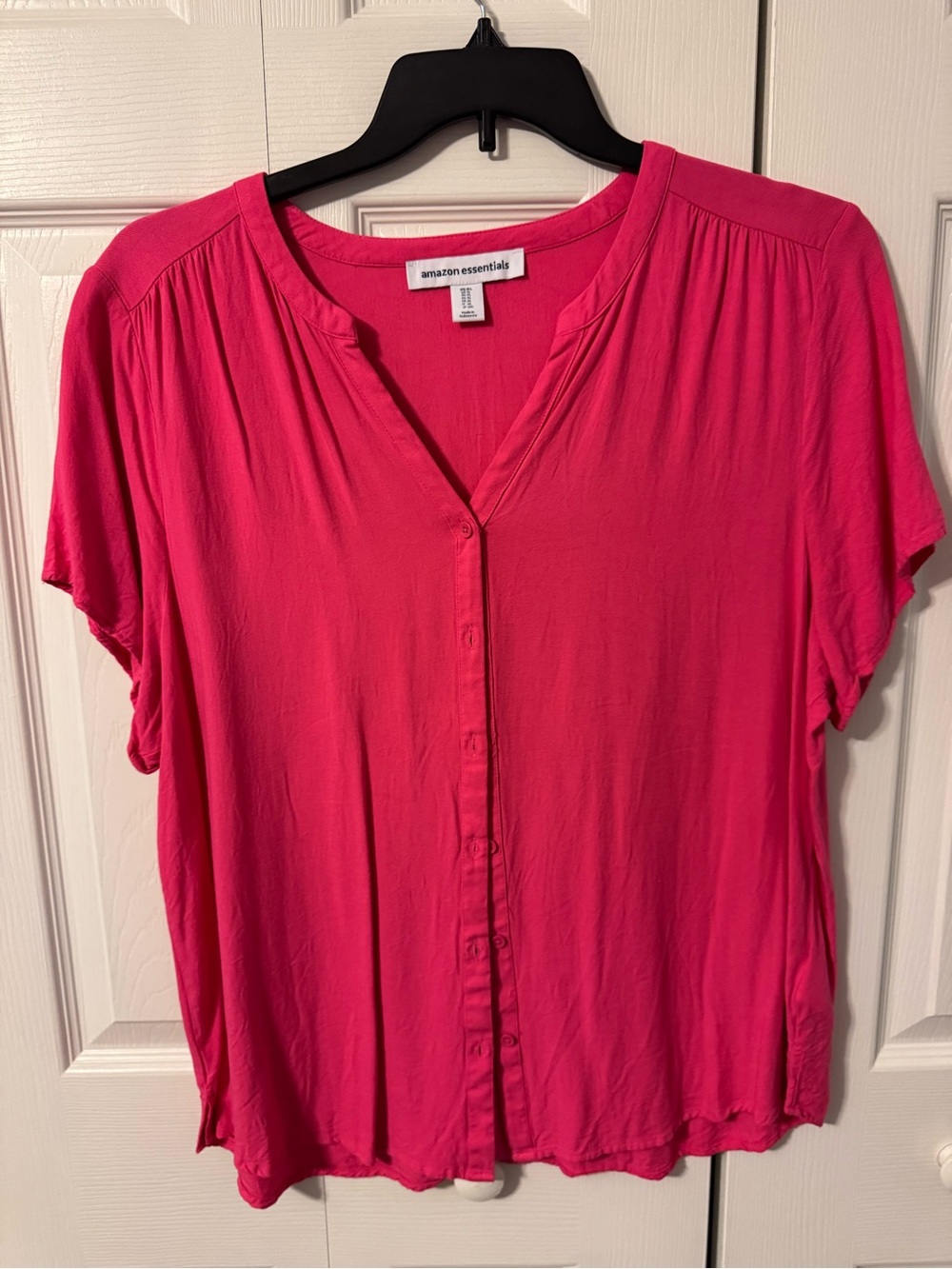 Amazon Essentials Women's Hot Pink Button-Front Short Sleeve Blouse